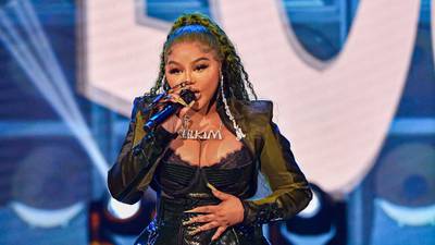Lil' Kim's Apollo performance, featuring surprise guests Sisqo, Lola Brooke and more