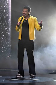 Lionel Richie; Earth Wind & Fire; Seminole Hard Rock Hotel & Casino Hollywood, FL; Sing a Song All Night Long tour