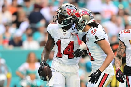 NFL Tampa Bay Buccaneers vs Miami Dolphins