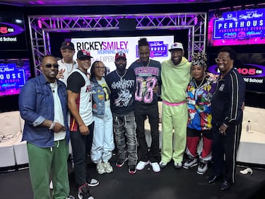 WHQT Hot 105 Rickey Smiley Morning Show Live