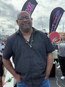 WHQT Hot105  WEDR 99JAMZ 18th Annual Christmas on 15th Ave