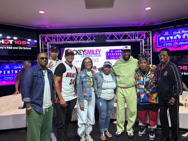 WHQT Hot 105 Rickey Smiley Morning Show Live