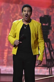 Lionel Richie; Earth Wind & Fire; Seminole Hard Rock Hotel & Casino Hollywood, FL; Sing a Song All Night Long tour
