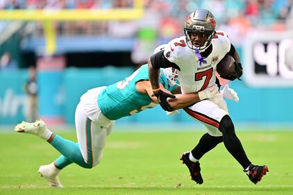NFL Tampa Bay Buccaneers vs Miami Dolphins