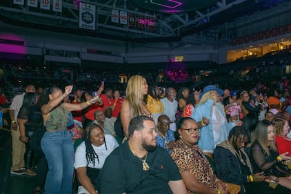 Love Note: An R&B Affair Concert Jon B Next Silk Public Announcement Case Troop Watsco Center