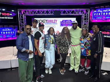 WHQT Hot 105 Rickey Smiley Morning Show Live