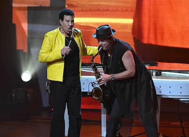 Lionel Richie; Earth Wind & Fire; Seminole Hard Rock Hotel & Casino Hollywood, FL; Sing a Song All Night Long tour