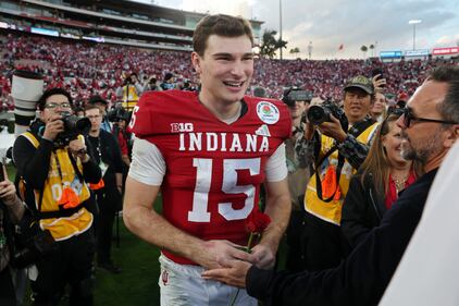 Fernando Mendoza Christopher Columbus High School Indiana University 2026 Rose Bowl Heisman
