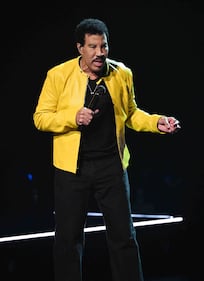 Lionel Richie; Earth Wind & Fire; Seminole Hard Rock Hotel & Casino Hollywood, FL; Sing a Song All Night Long tour