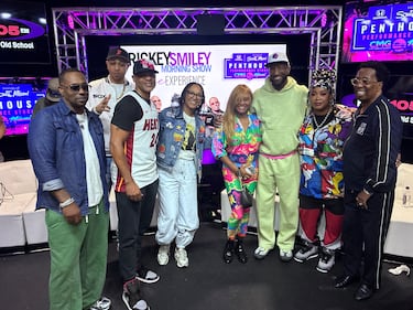 WHQT Hot 105 Rickey Smiley Morning Show Live