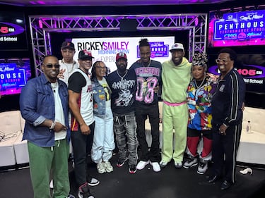 WHQT Hot 105 Rickey Smiley Morning Show Live