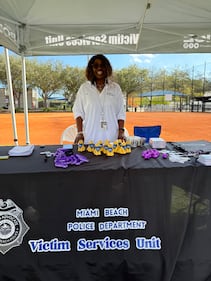 WFEZ 93.1, WHQT 105.1, WFLC 97.3, WEDR 99Jamz Miami beach block party 11.16