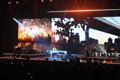 Lionel Richie; Earth Wind & Fire; Seminole Hard Rock Hotel & Casino Hollywood, FL; Sing a Song All Night Long tour