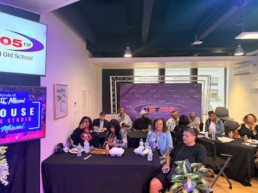 WHQT Hot 105 Rickey Smiley Breakfast