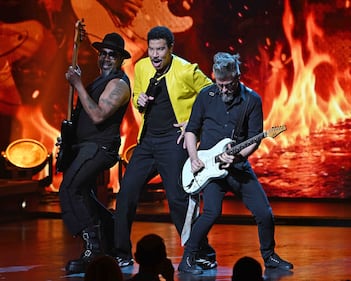 Lionel Richie; Earth Wind & Fire; Seminole Hard Rock Hotel & Casino Hollywood, FL; Sing a Song All Night Long tour