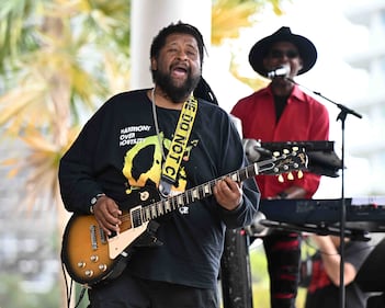 WHQT Hot105 Rhythm By The River with Inner Circle