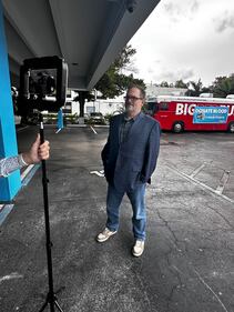 WEDR WFEZ WFLC WHQT CMG Miami One Blood Blood Drive