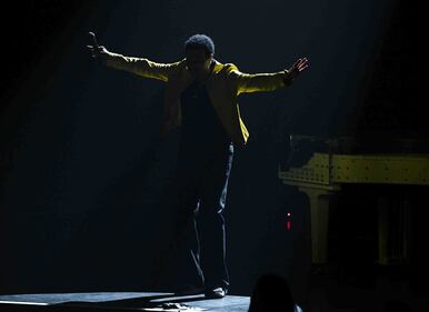 Lionel Richie; Earth Wind & Fire; Seminole Hard Rock Hotel & Casino Hollywood, FL; Sing a Song All Night Long tour