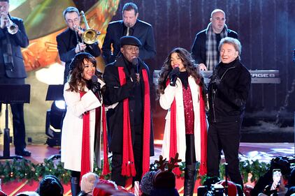 Christmas tree lighting